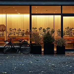 Oasia Hotel